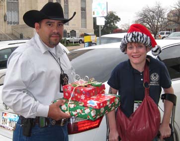 Constable 5 employees help the citizens of Travis County